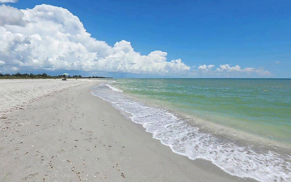 5 BEST BEACH RESORTS IN USA WE CAN’T WAIT TO VISIT THIS SUMMER