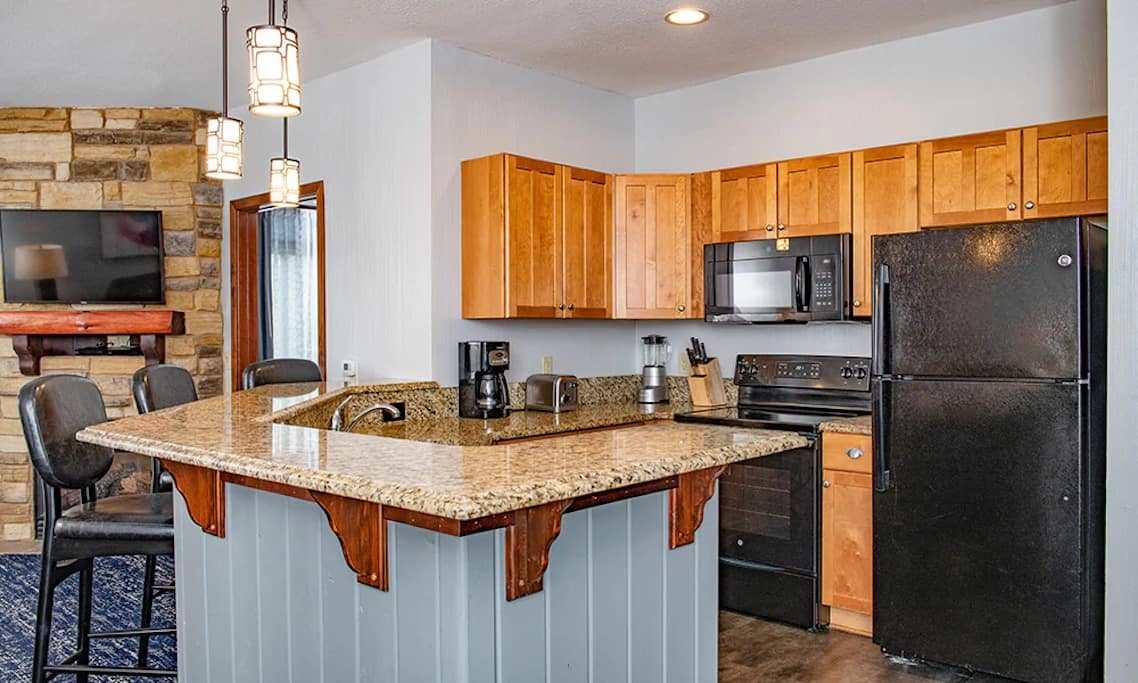 Wyndham Glacier Canyon, Wisconsin 3 Bedroom Deluxe checking in 12/01/2025 for (4 NTS) - Image 7